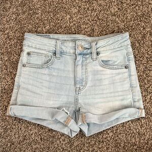 american eagle light wash jean shorts